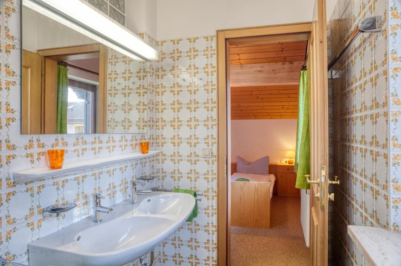Ruhige Ferienwohnung Partenkirchen 2 Гарміш-Партенкірхен Екстер'єр фото